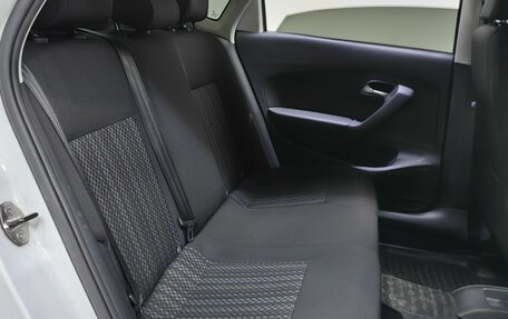 Volkswagen Polo VI (EU Market), 2018 год, 977 000 рублей, 9 фотография