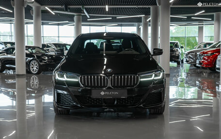 BMW 5 серия, 2021 год, 6 600 000 рублей, 3 фотография