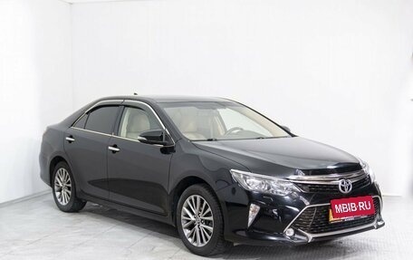 Toyota Camry, 2017 год, 2 470 000 рублей, 3 фотография
