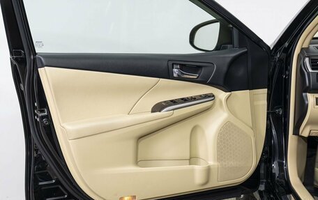 Toyota Camry, 2017 год, 2 470 000 рублей, 11 фотография