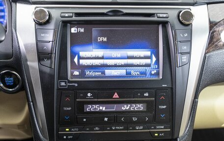 Toyota Camry, 2017 год, 2 470 000 рублей, 21 фотография