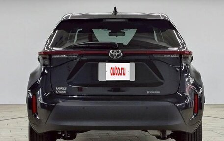 Toyota Yaris Cross, 2021 год, 1 880 000 рублей, 4 фотография