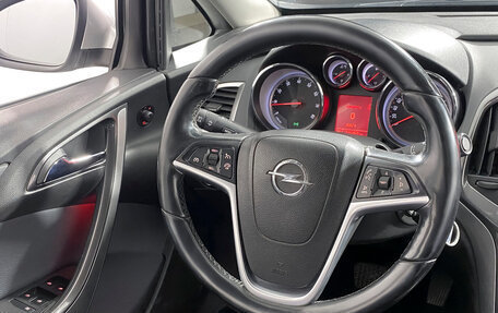 Opel Astra J, 2013 год, 850 000 рублей, 20 фотография
