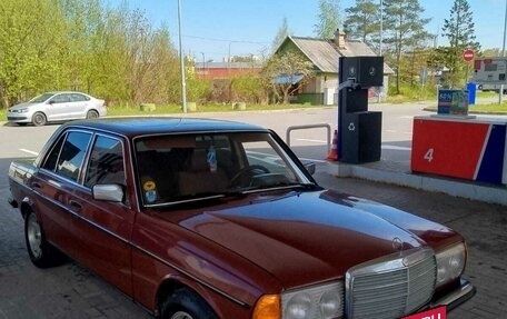 Mercedes-Benz W123, 1984 год, 500 000 рублей, 4 фотография