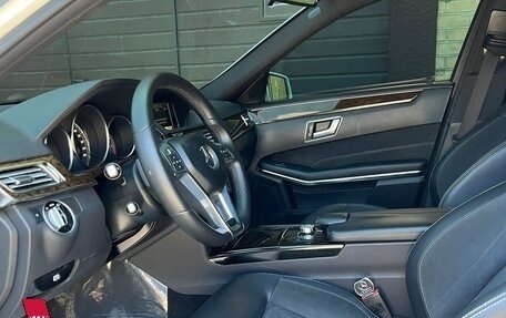 Mercedes-Benz E-Класс, 2013 год, 2 300 000 рублей, 10 фотография