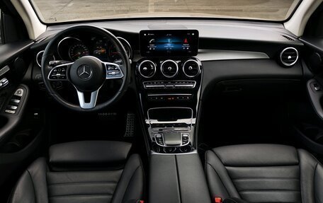 Mercedes-Benz GLC, 2019 год, 4 300 000 рублей, 21 фотография