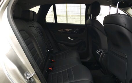 Mercedes-Benz GLC, 2019 год, 4 300 000 рублей, 25 фотография