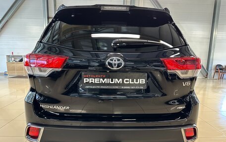 Toyota Highlander III, 2019 год, 3 499 000 рублей, 10 фотография