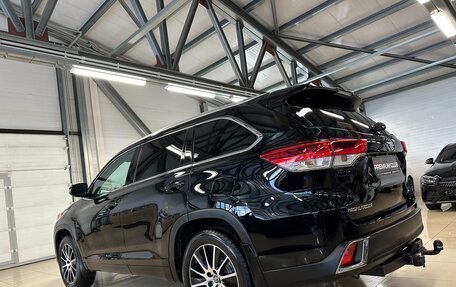 Toyota Highlander III, 2019 год, 3 499 000 рублей, 19 фотография