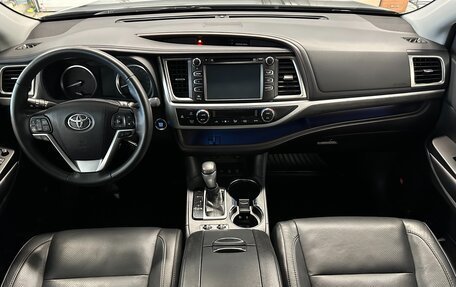Toyota Highlander III, 2019 год, 3 499 000 рублей, 21 фотография