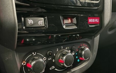 Renault Duster I рестайлинг, 2019 год, 1 070 000 рублей, 14 фотография
