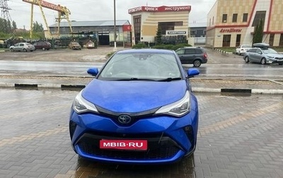 Toyota C-HR I рестайлинг, 2019 год, 2 350 000 рублей, 1 фотография