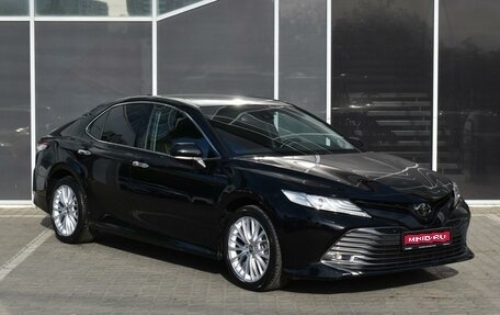 Toyota Camry, 2019 год, 3 380 000 рублей, 1 фотография
