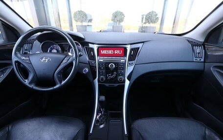 Hyundai Sonata VI, 2010 год, 1 170 000 рублей, 16 фотография
