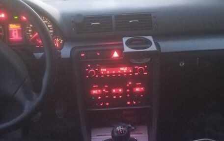 Audi A4, 2003 год, 350 000 рублей, 7 фотография