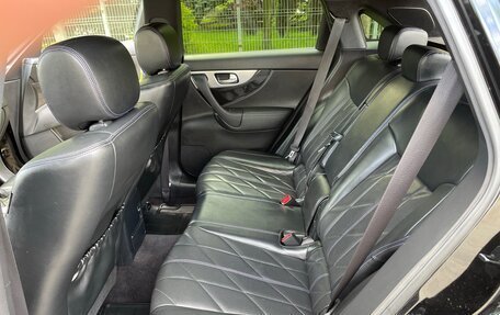 Infiniti QX70, 2016 год, 3 999 999 рублей, 23 фотография