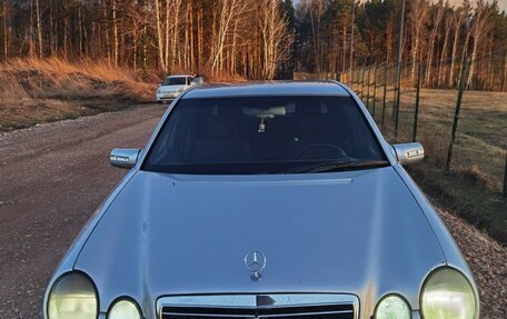 Mercedes-Benz E-Класс, 1996 год, 440 000 рублей, 4 фотография