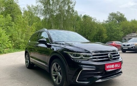 Volkswagen Tiguan II, 2021 год, 4 750 000 рублей, 2 фотография