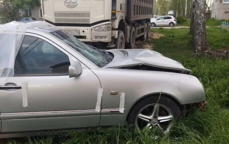 Mercedes-Benz E-Класс, 1999 год, 150 000 рублей, 17 фотография