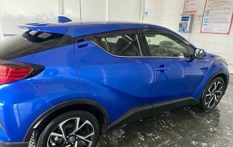 Toyota C-HR I рестайлинг, 2019 год, 2 350 000 рублей, 6 фотография