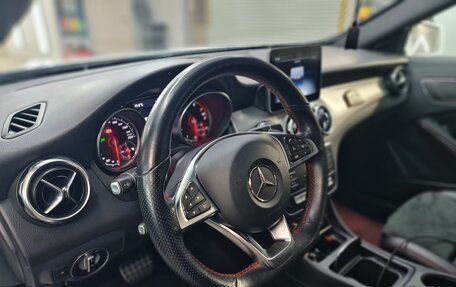 Mercedes-Benz GLA, 2019 год, 2 840 000 рублей, 15 фотография
