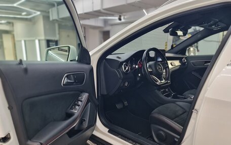 Mercedes-Benz GLA, 2019 год, 2 840 000 рублей, 11 фотография