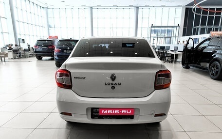 Renault Logan II, 2019 год, 898 000 рублей, 6 фотография