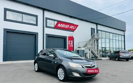 Opel Astra J, 2011 год, 699 999 рублей, 8 фотография