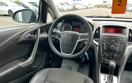 Opel Astra J, 2011 год, 699 999 рублей, 14 фотография