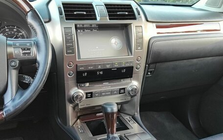 Lexus GX II, 2019 год, 4 840 000 рублей, 16 фотография