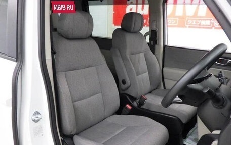 Honda Stepwgn, 2022 год, 2 500 444 рублей, 15 фотография