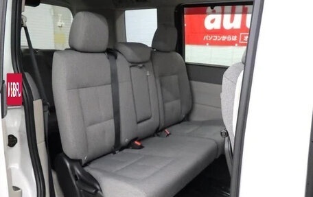 Honda Stepwgn, 2022 год, 2 500 444 рублей, 20 фотография
