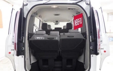 Honda Stepwgn, 2022 год, 2 500 444 рублей, 23 фотография
