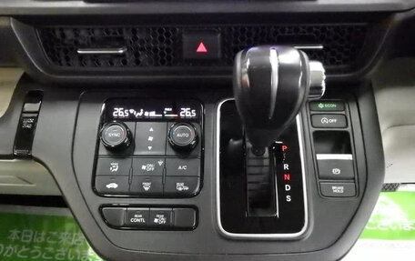 Honda Stepwgn, 2022 год, 2 500 444 рублей, 33 фотография