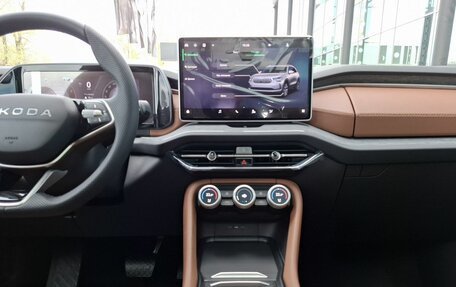 Skoda Kodiaq, 2025 год, 5 600 000 рублей, 12 фотография
