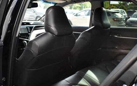 Toyota Camry, 2019 год, 3 380 000 рублей, 11 фотография