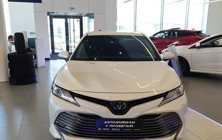 Toyota Camry, 2020 год, 3 445 000 рублей, 2 фотография