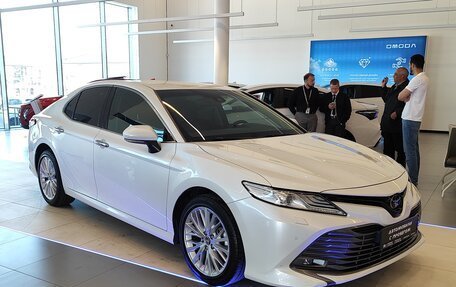 Toyota Camry, 2020 год, 3 445 000 рублей, 3 фотография