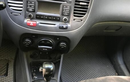 KIA Rio II, 2009 год, 300 000 рублей, 4 фотография