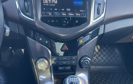 Chevrolet Cruze II, 2013 год, 245 000 рублей, 9 фотография