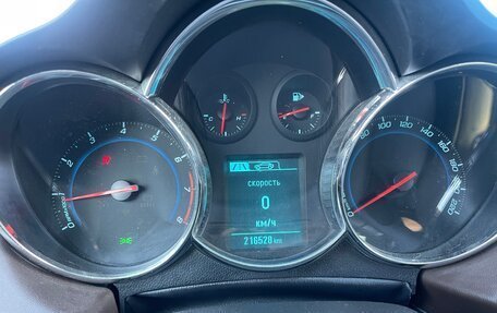 Chevrolet Cruze II, 2013 год, 245 000 рублей, 10 фотография
