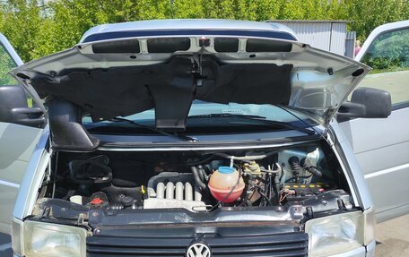 Volkswagen Caravelle T4, 1992 год, 850 000 рублей, 2 фотография