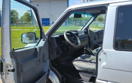 Volkswagen Caravelle T4, 1992 год, 850 000 рублей, 13 фотография