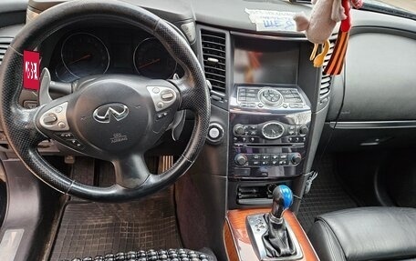 Infiniti FX II, 2010 год, 1 800 000 рублей, 3 фотография
