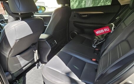 Lexus NX I, 2015 год, 2 750 000 рублей, 3 фотография
