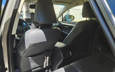 Lexus NX I, 2015 год, 2 750 000 рублей, 11 фотография