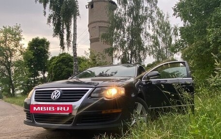 Volkswagen Passat B6, 2005 год, 650 000 рублей, 3 фотография