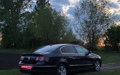 Volkswagen Passat B6, 2005 год, 650 000 рублей, 2 фотография