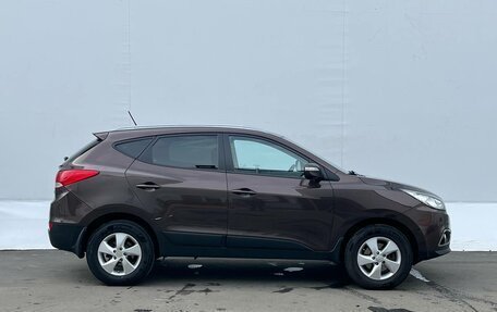 Hyundai ix35 I рестайлинг, 2010 год, 1 070 000 рублей, 4 фотография