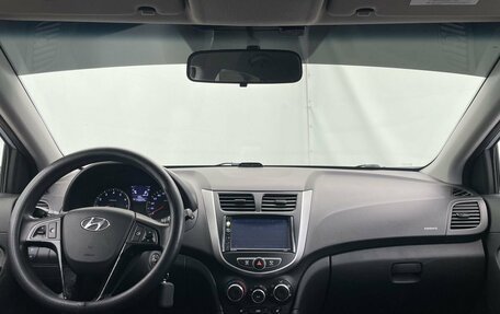 Hyundai Solaris II рестайлинг, 2011 год, 840 000 рублей, 14 фотография